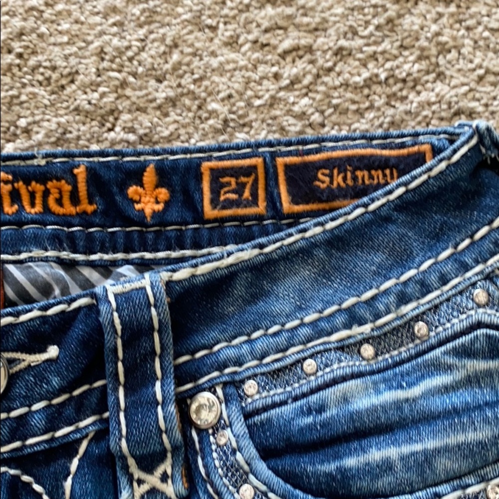 Rock Revival Jeans - Picture 4 of 4